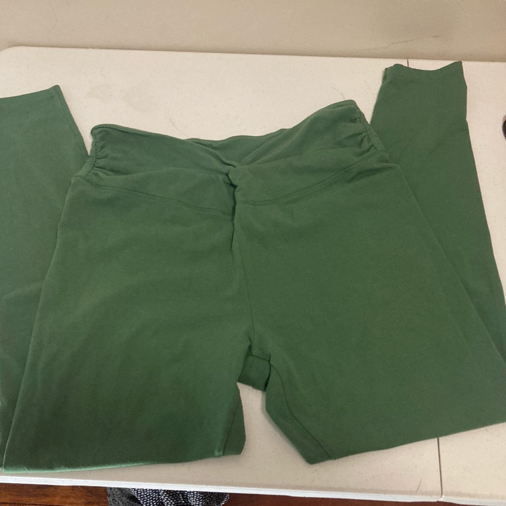 PINK Victoria's Secret Green Lounge Pants